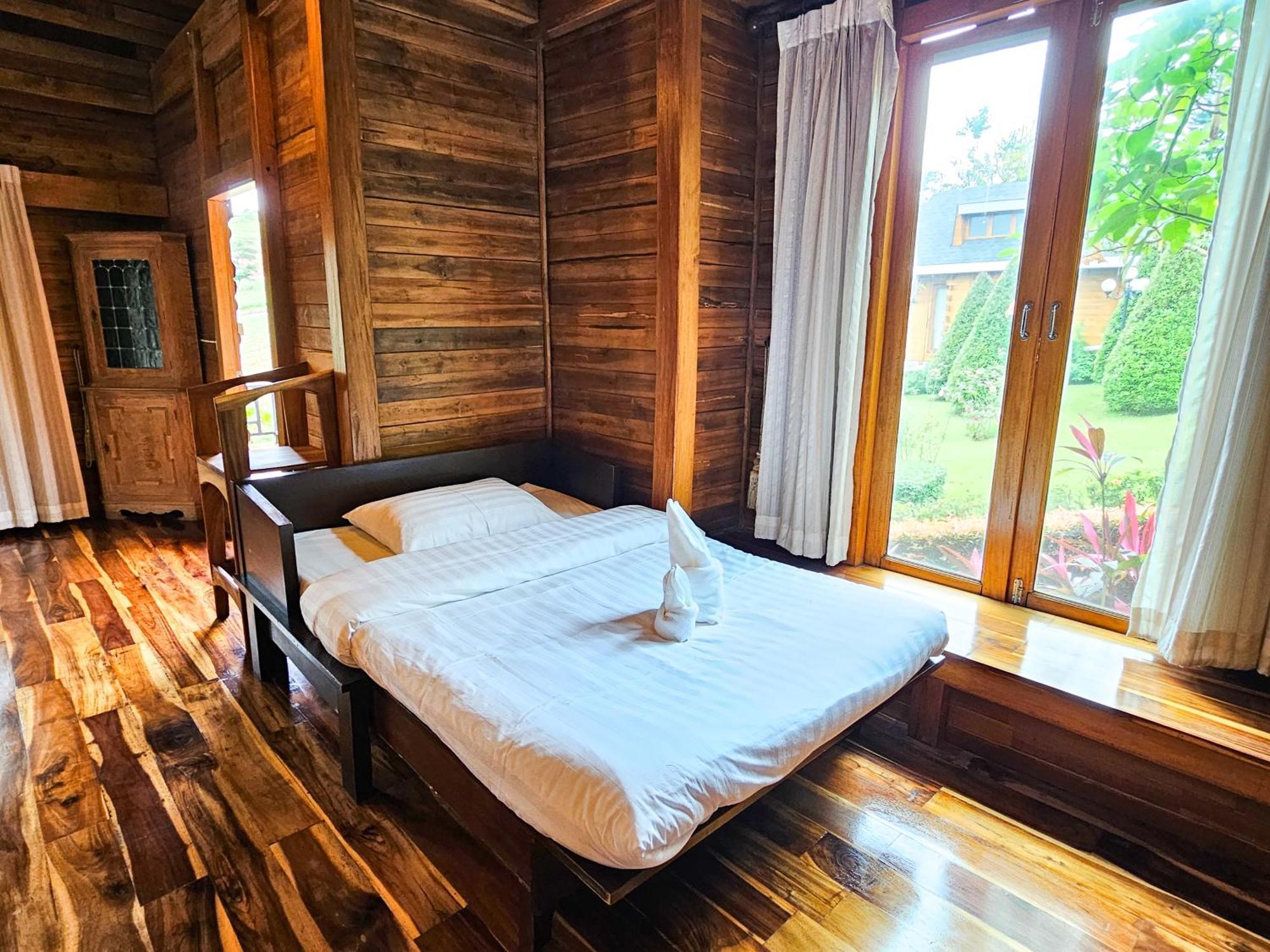 My Log Home Resort Ban Huai Phai Exterior photo